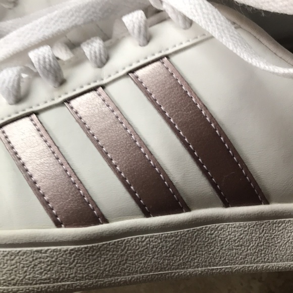 Adidas White and Rose Gold Women's Sneakers - Picture 9 of 13